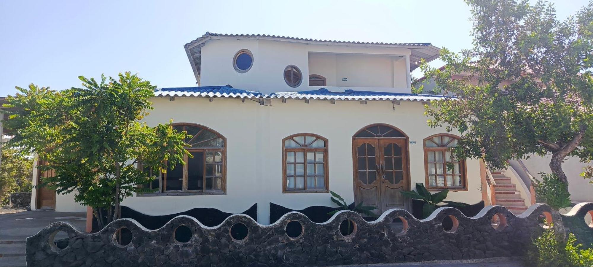 Hostal Neptuno - Poseidon Puerto Villamil Extérieur photo