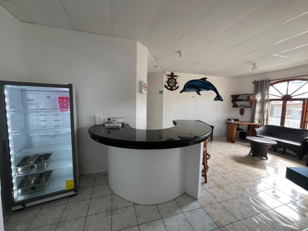 Hostal Neptuno - Poseidon Puerto Villamil Extérieur photo